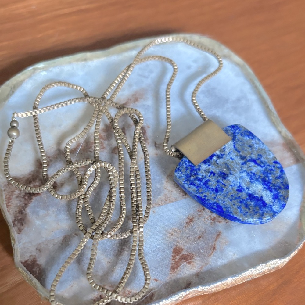 Vintage moutainside made necklace